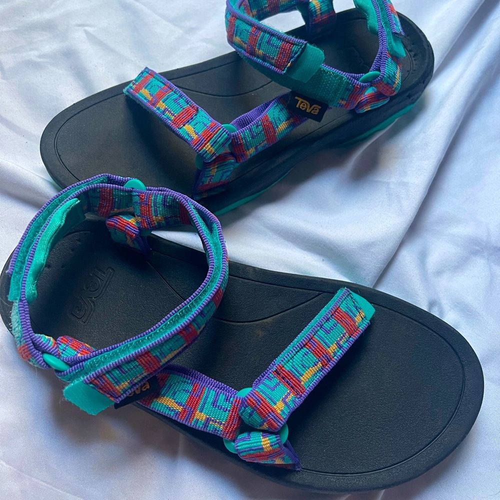 Teva Hurricane XLT 2 Nouveau Ceramic Sport Sandals Unisex Big Kids Size 3